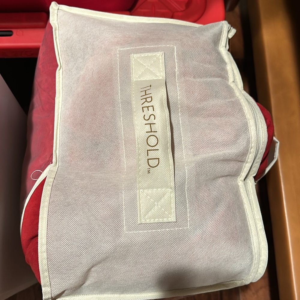 Velvet Red Comforter - Picture 2 of 4